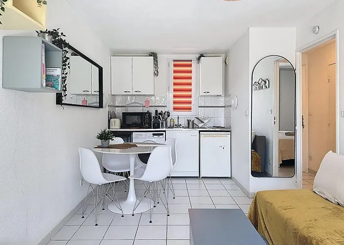 Le Patio De Santa Monica, 5 Minutes From The Sea, 2 Stars * Pérols